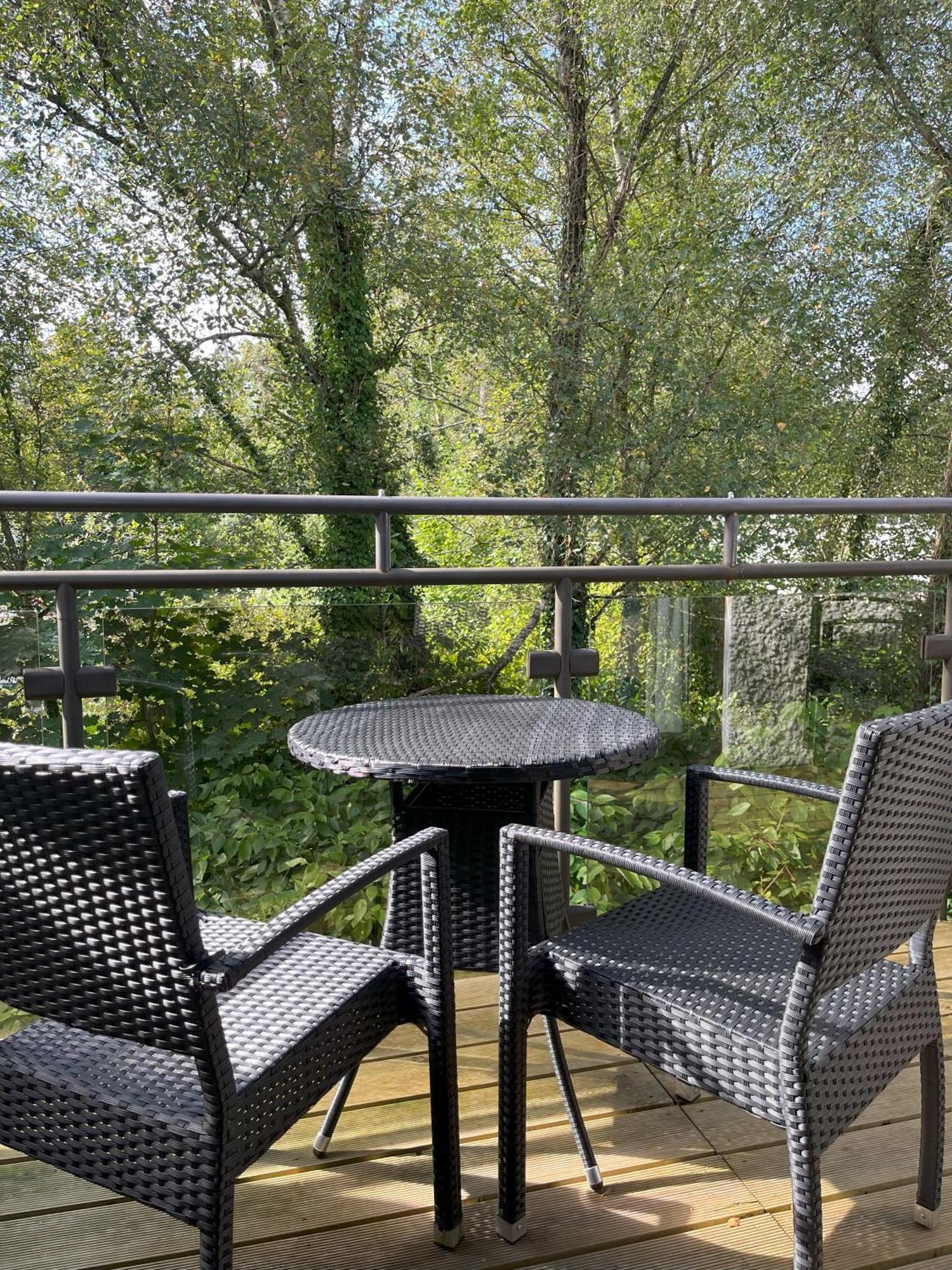 2 Bedroom Lake District Cottage At Windermere Marina Village Bowness-on-Windermere Exterior foto